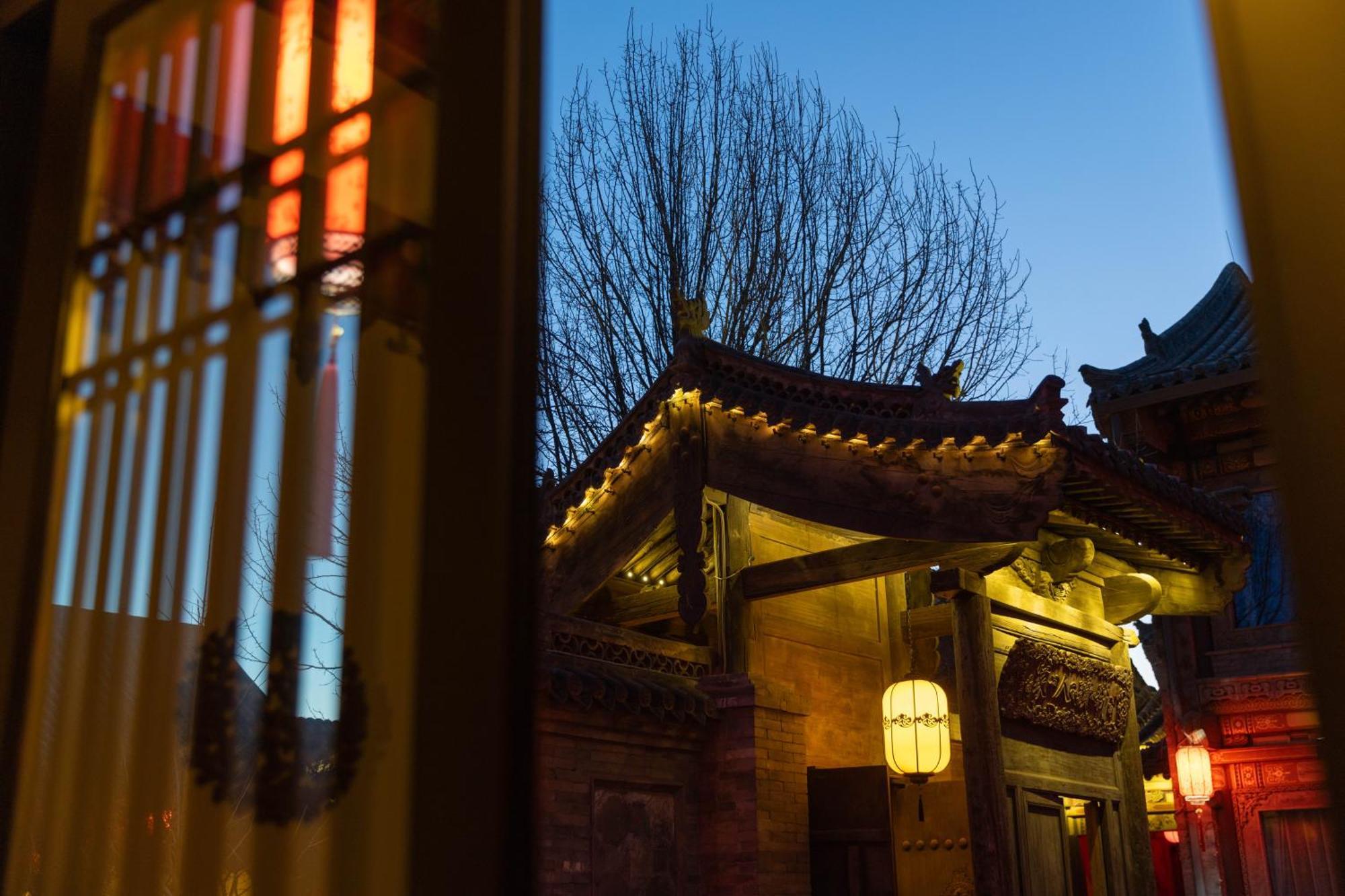 Datong Yunzhong Traditional Courtyard Exterior photo